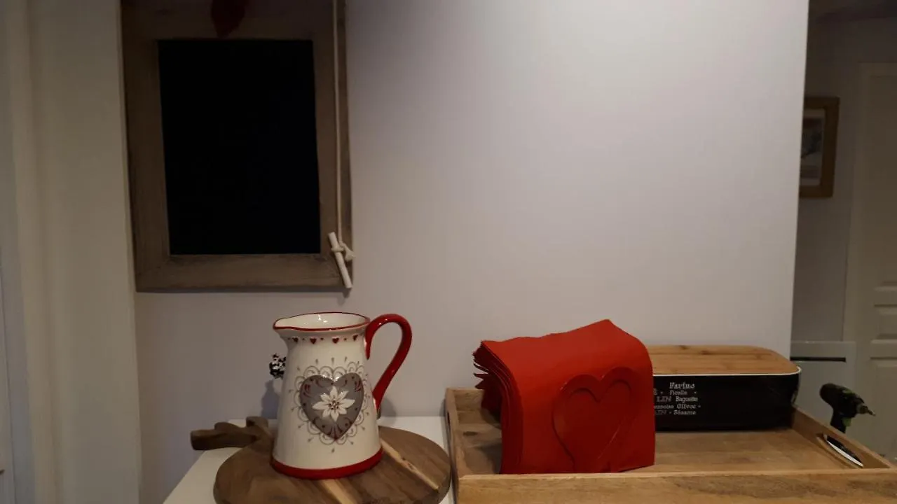 Appartement Duplex 6-8 pers, avec garage, WIFI, calme, proche des pistes, top équipé et linges fournis, vue magnifique Saint-Gervais-les-Bains