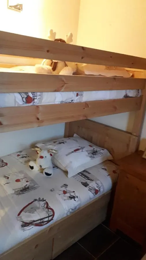 Apartment Vue Magnifique: Duplex Ski Retreat with Garage and Wi-Fi Saint-Gervais-les-Bains France