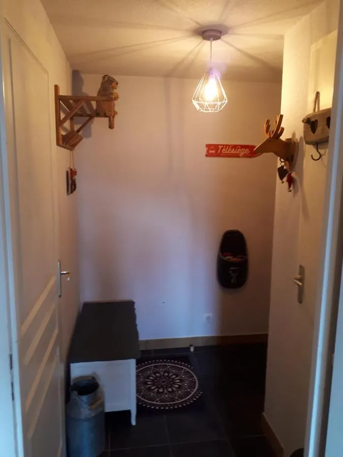 Apartment Vue Magnifique: Duplex Ski Retreat with Garage and Wi-Fi Saint-Gervais-les-Bains